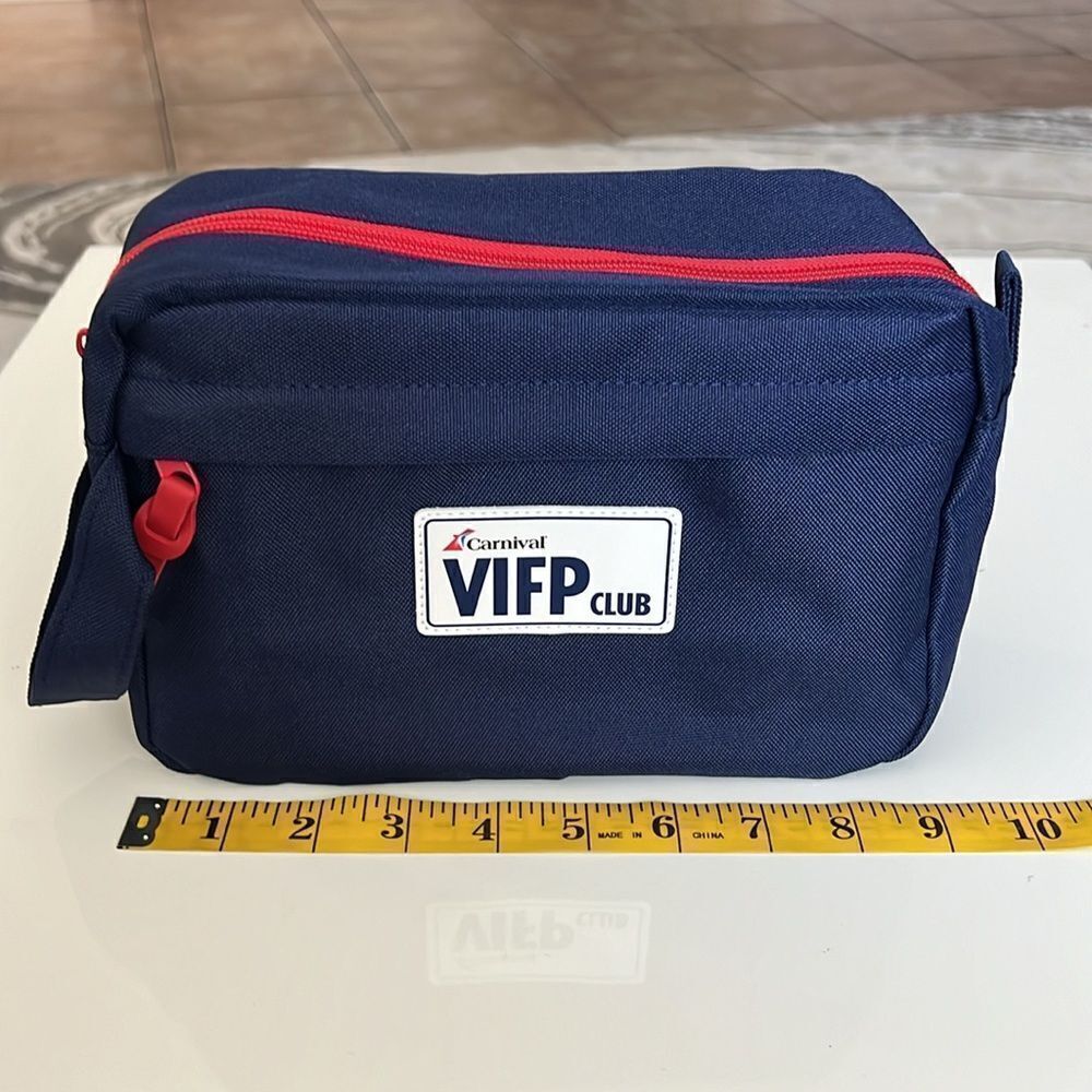New Carnival VIFP Club Travel Bag - Picture 5 of 7